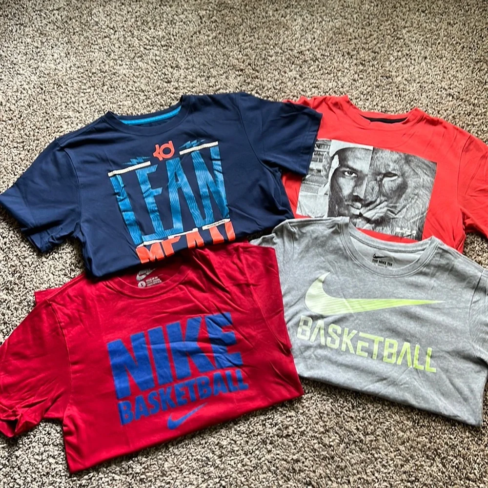 Nike Basketball Shirts, Men’s Size S, lot of 4 shirts